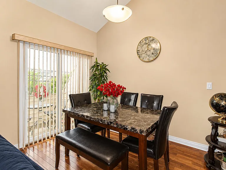 156 Liberty St #8 — Photo 8