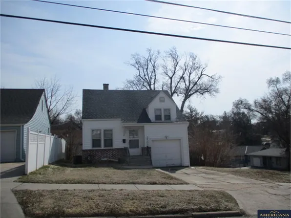 2503 N 58th St, Omaha, NE 68104