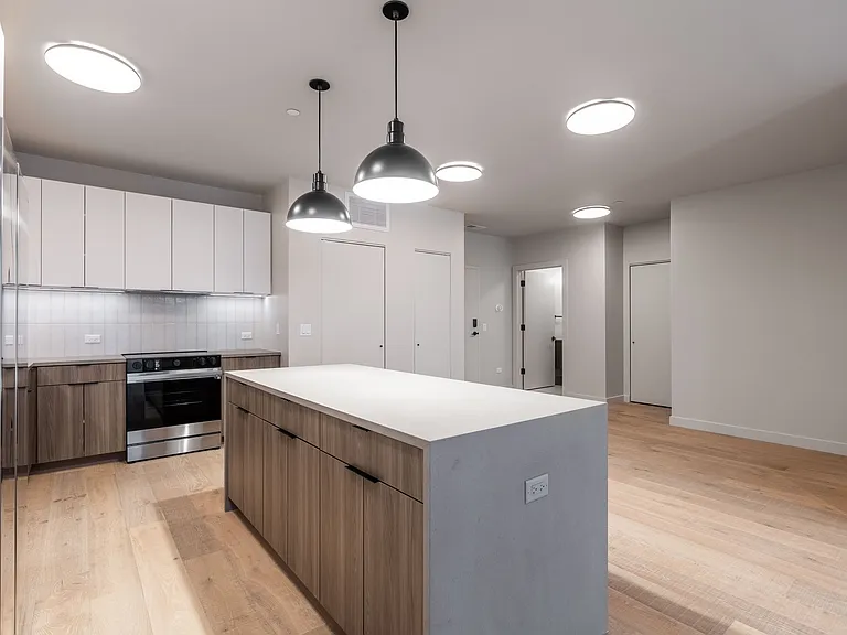 1706 Sherman Ave. — Photo 103