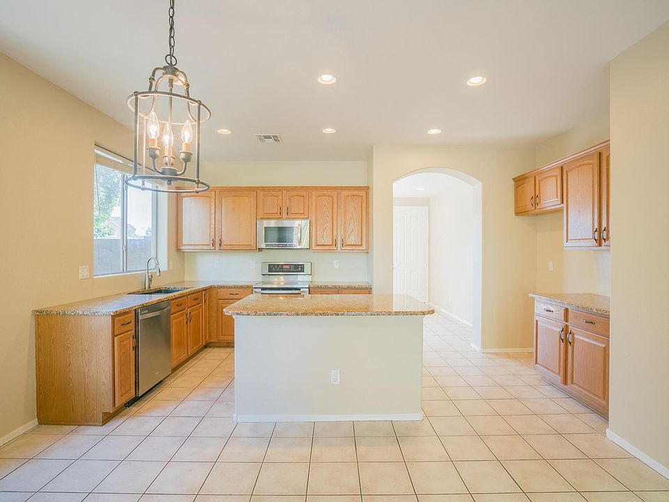 1st image of 8346 W Vogel Ave