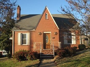 1st image of 166 Rocklawn Ave