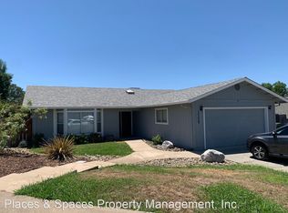 1729 Almaden Dr, Redding, CA 96001