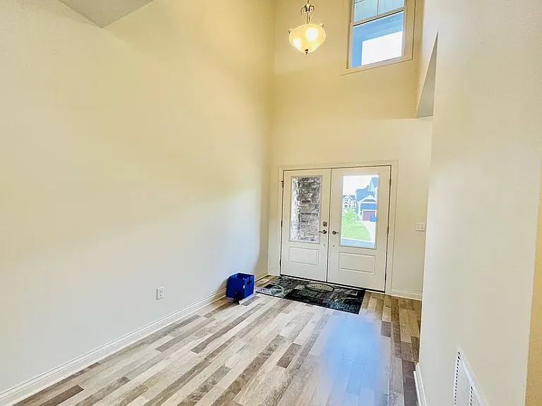 16499 Beverly Dr — Photo 5