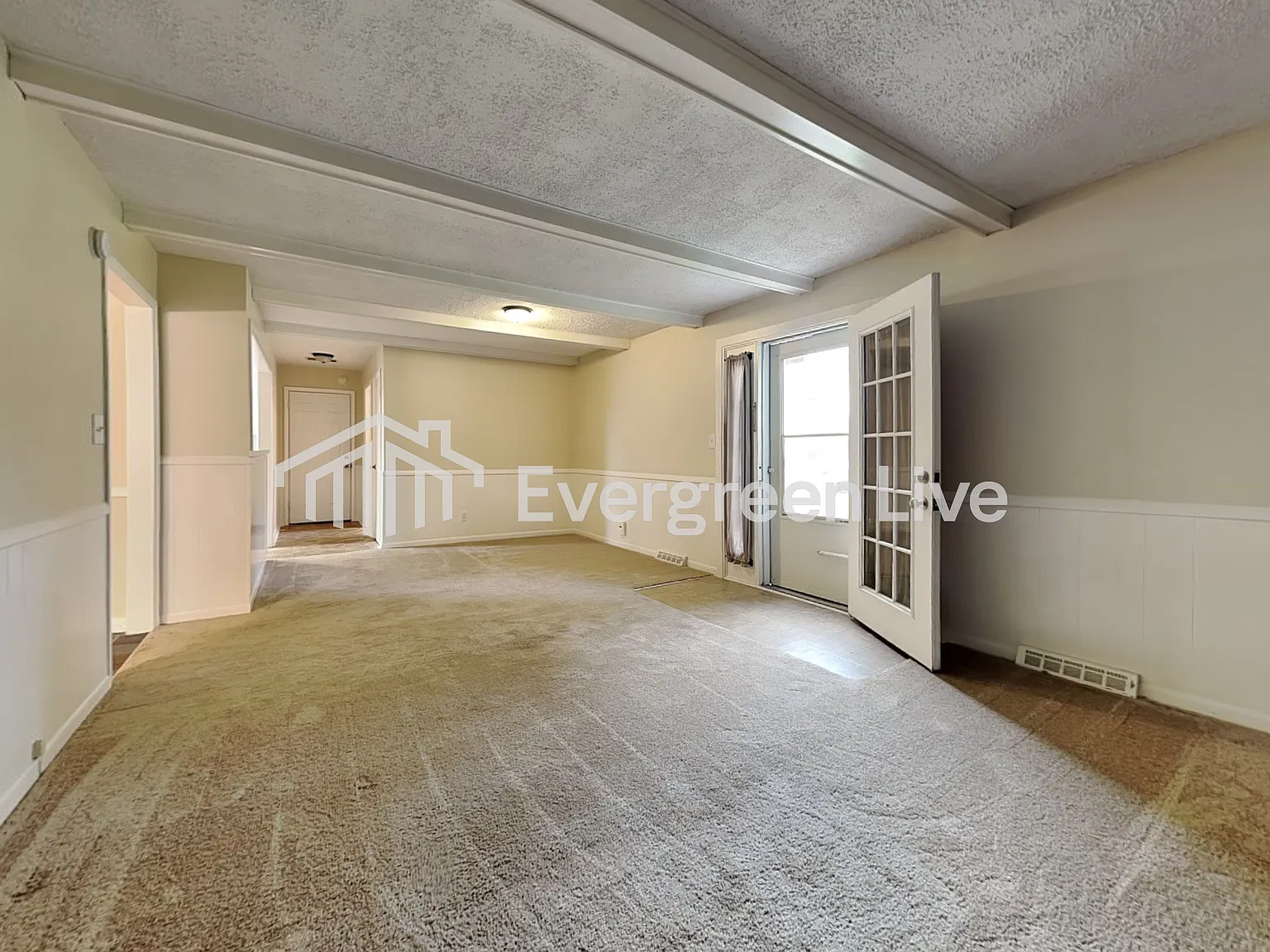 3 bed, 1.5 bath, 1632 sqft, $1,845 — Photo 4
