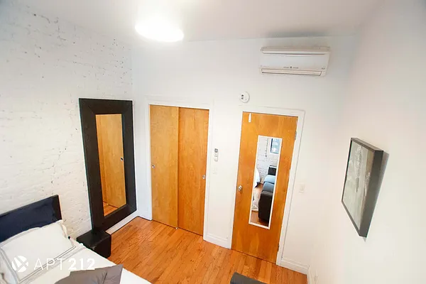 Rented by APT212 INC | media 10