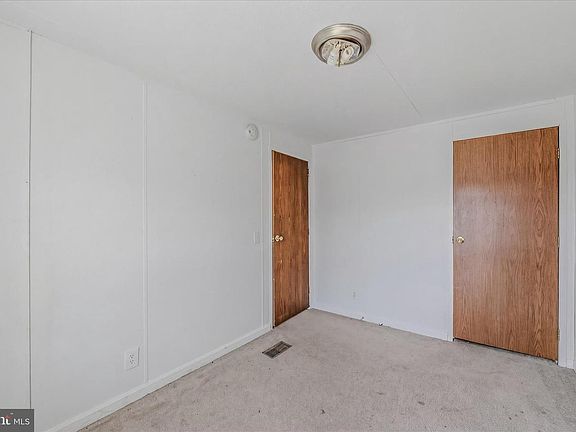 24th image of 1420 Eppinger Rd