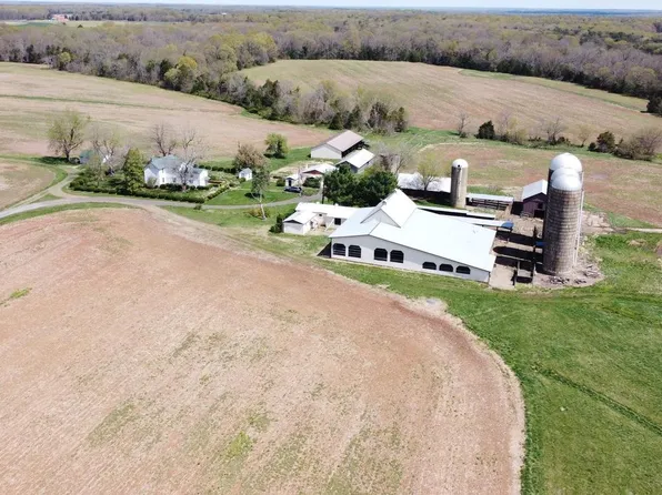 11312 Timbuktu Ln, Midland, VA 22728