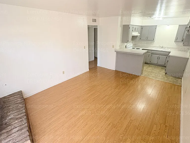 2425 Westholme Blvd — Photo 30