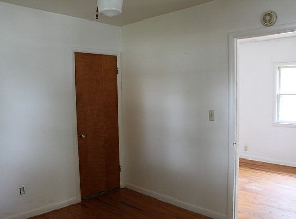 4th image of 1011 S 22nd St