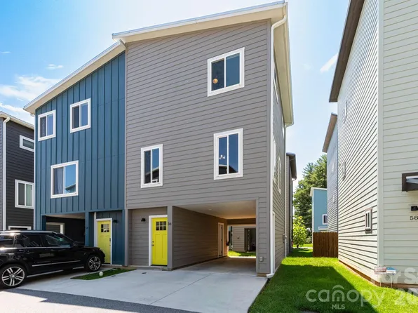 56 W Cascade St, Arden, NC 28704