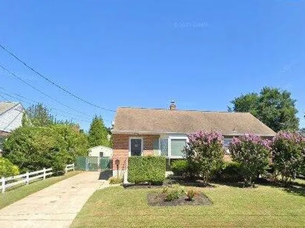 38 Glover Cir, Wilmington, DE 19804