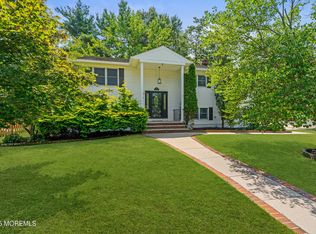 712 Carol Ave, Oakhurst, NJ 07755
