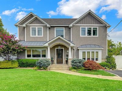 86 Unqua Road, Massapequa, NY, 11758