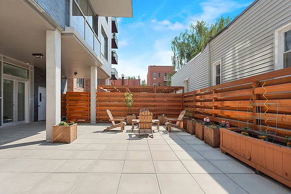 Rented by Modern Spaces | media 21