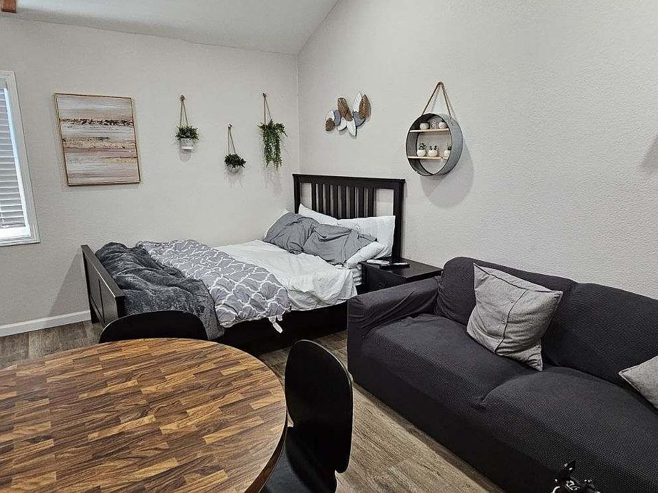 1st image of 214 N 18th St #3