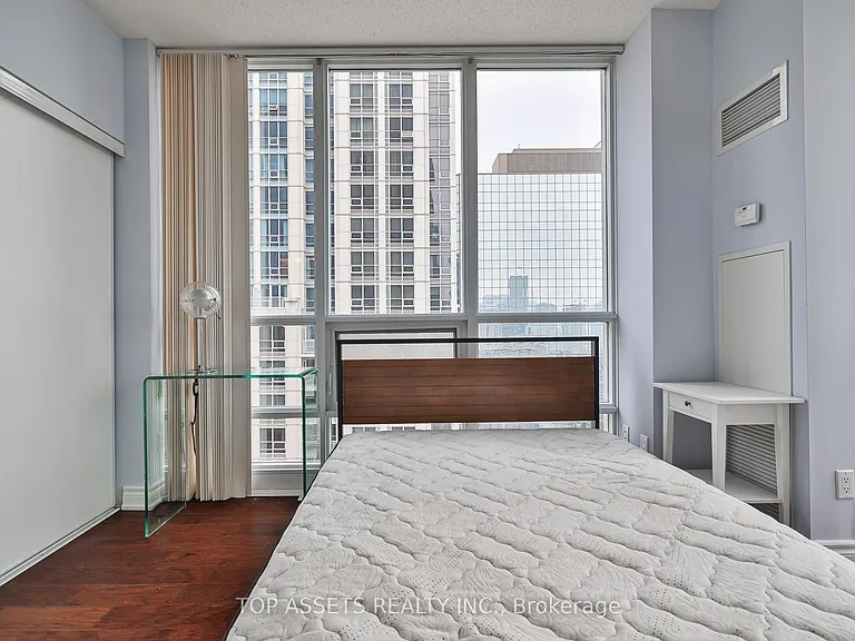 761 Bay St #3102 — Photo 36