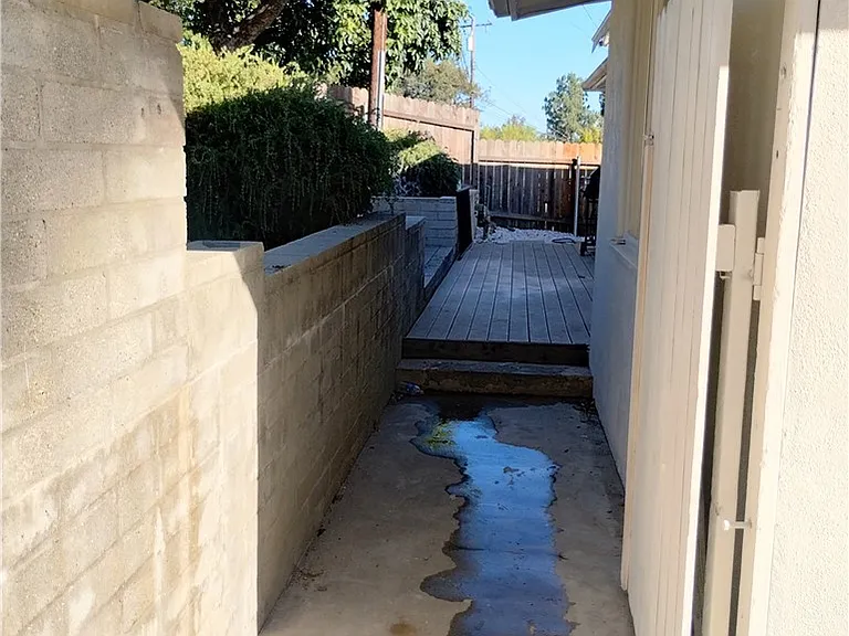 374 Grand Ave — Photo 34