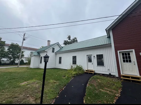 32 Winter St #1, Norway, ME 04268