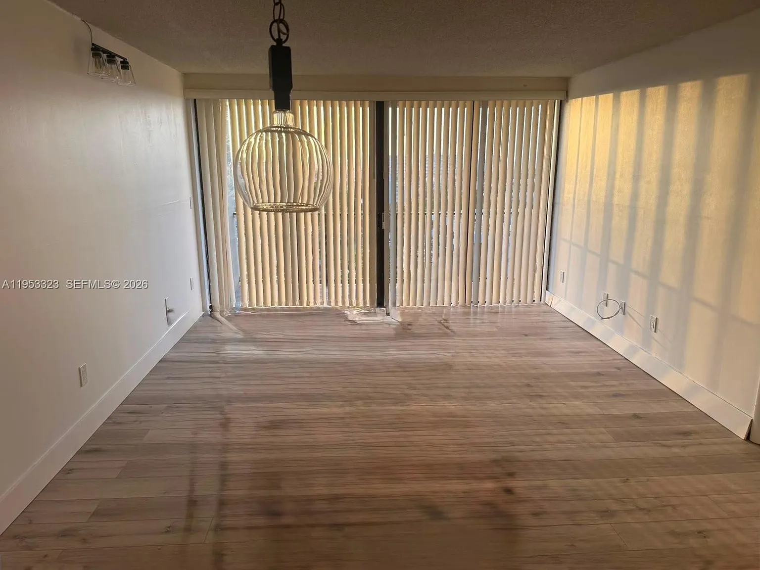 Greenwich Ph I Condo — Photo 4