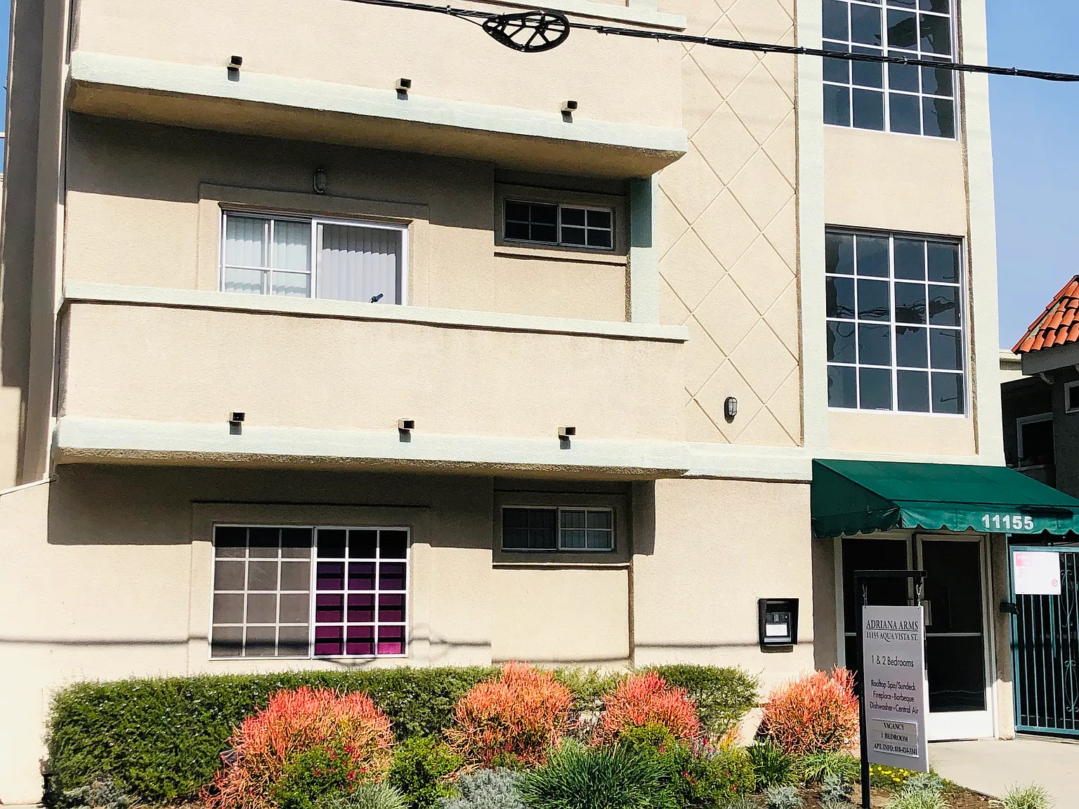 1 bed, 675 sqft, $1,950 — Photo 1