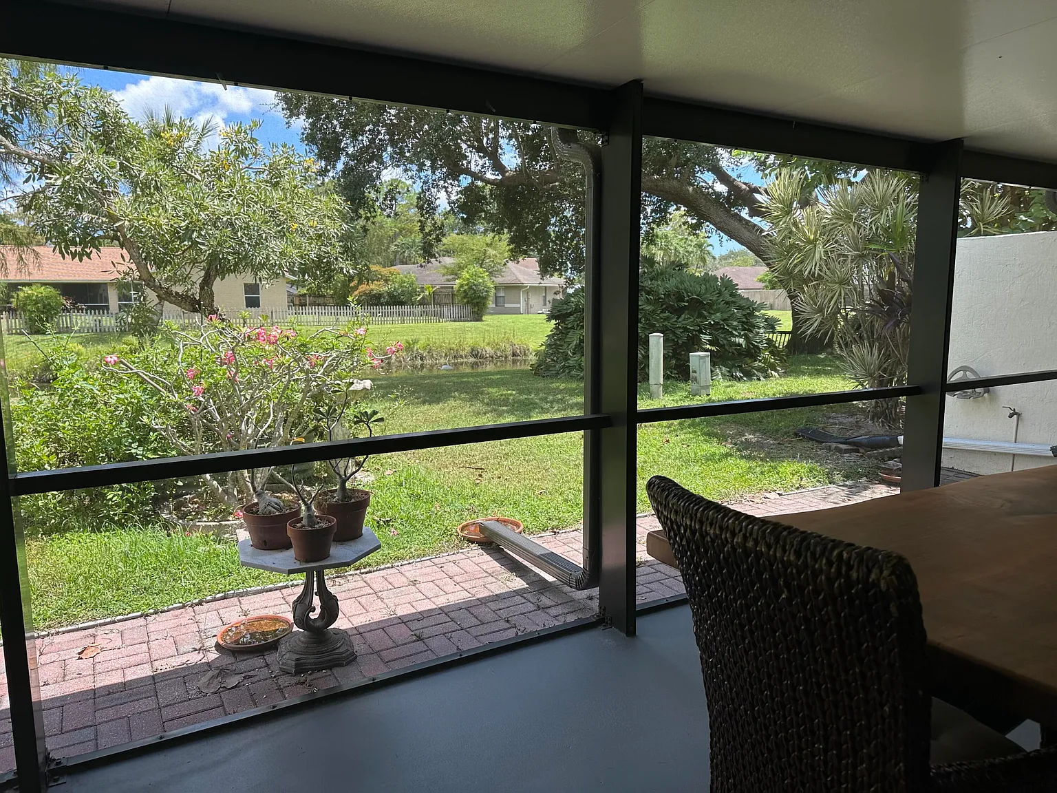2 bed, 2.0 bath, 1092 sqft, $5,000 — Photo 4