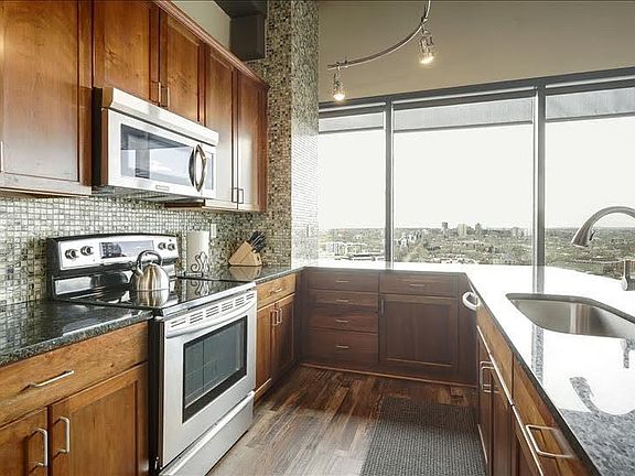 5th image of 100 Park Ave W Penthouse 2104