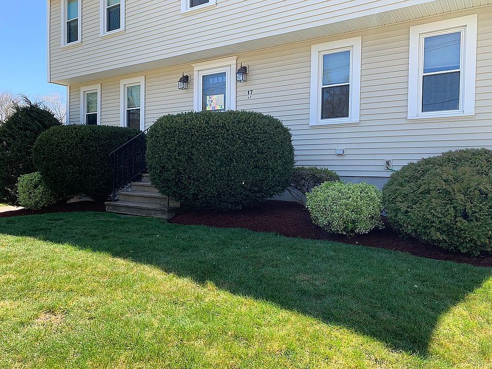 2nd image of 17 Messenger St Unit 1