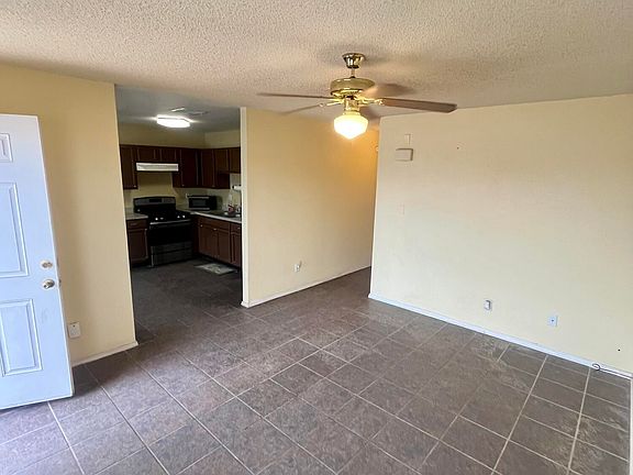 2nd image of 3916 Tierra Alamo Dr