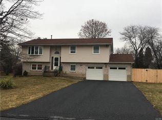 3935 Brandeis Ave, Bethlehem, PA 18020