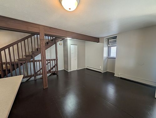 4th image of 9533 W Alameda Ave
