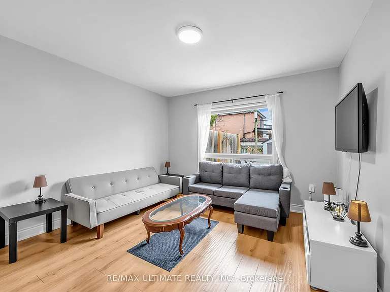 57 Shanly St #MAIN FLOOR — Photo 3