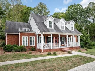 713 Russell Strausse Rd, Cookeville, TN 38501