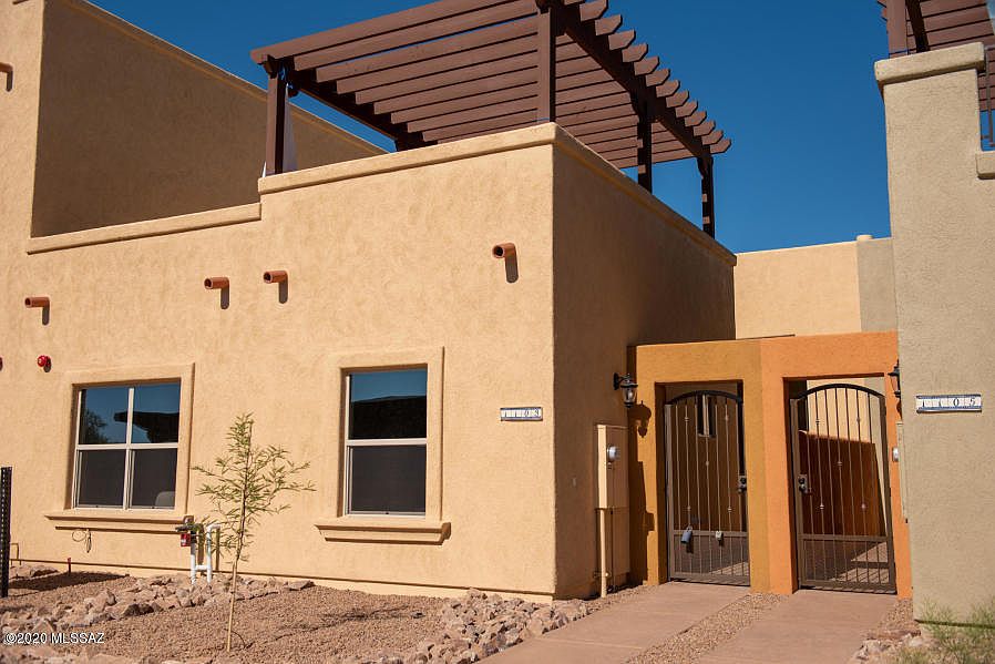 1st image of 1103 Lombard Way