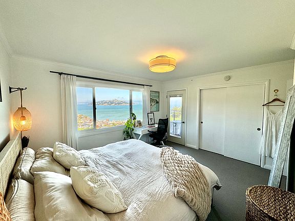 5th image of 380 Sausalito Blvd
