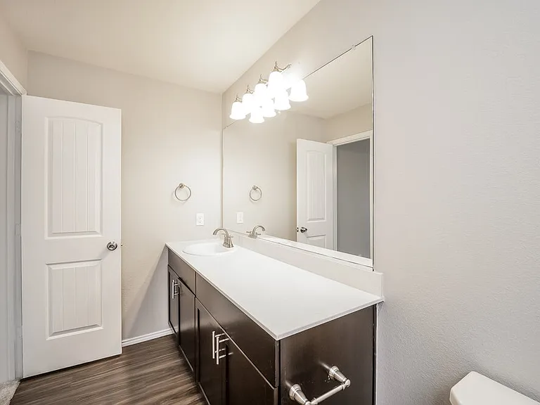 1617 Westfall Dr — Photo 14