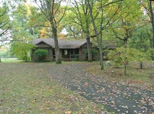 14296 Forest Ct, Chelsea, MI 48118