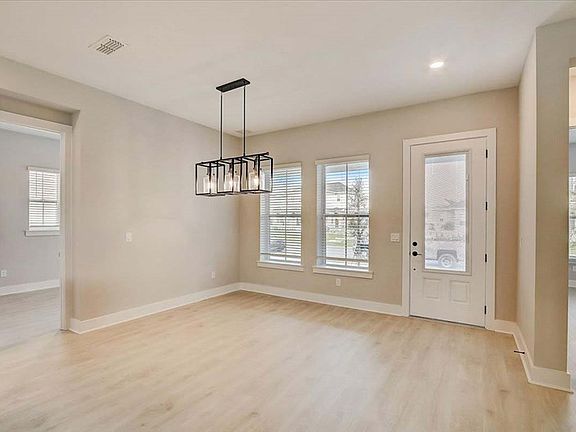 The Taborvale - Dining Room