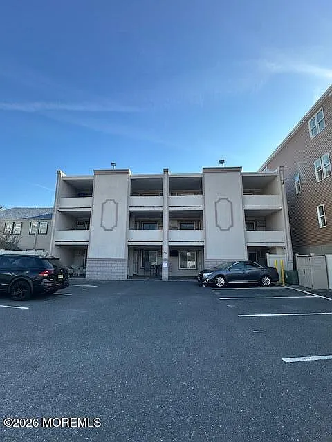 45 Sampson Avenue #4 photo 1