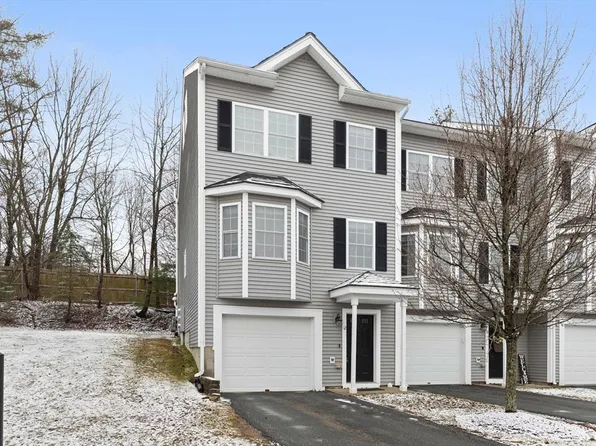 12 Whispering Pine Cir #12, Worcester, MA 01606