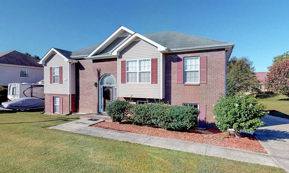 1st image of 3526 Torrington Ln