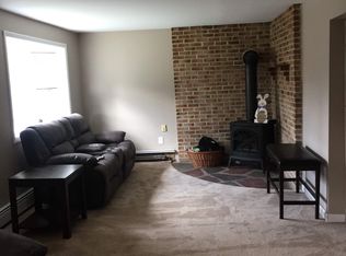 19 Boraten Rd, Royersford, PA 19468