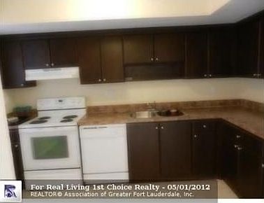 2nd image of 11690 NW 45th St