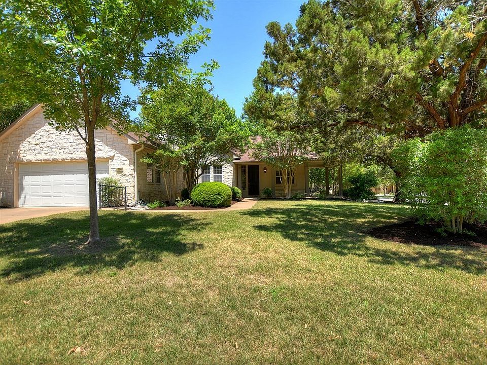 1st image of 106 Hill Country Dr