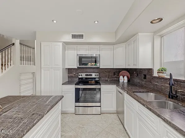 6529 E SNOWDON Street, Mesa, AZ 85215