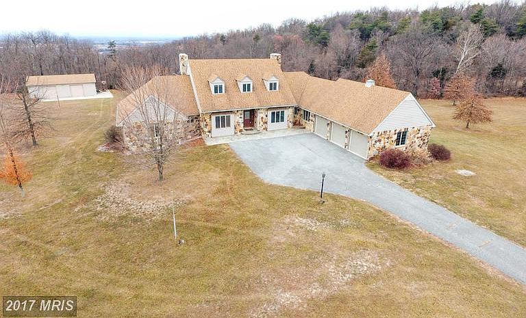 1st image of 4744 Horizon Ln