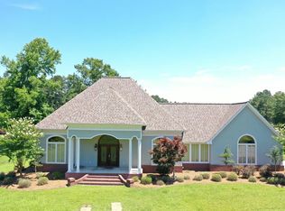7 Flintstone Rd, Ellisville, MS 39437