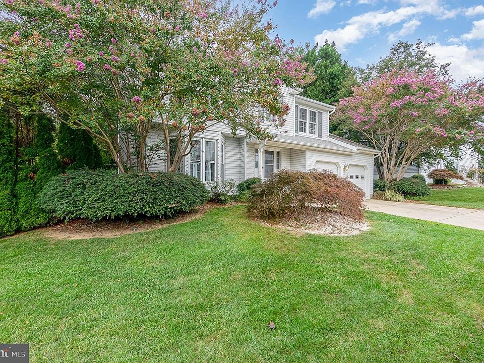 1st image of 1500 Fountain Glen Dr