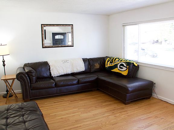 4th image of 2780 Flamingo Dr