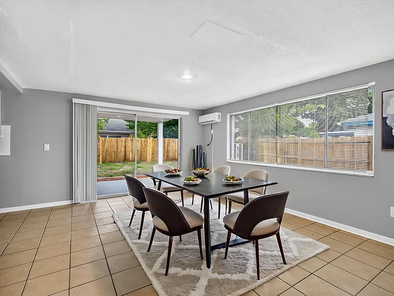 4031 Grayton Dr — Photo 16