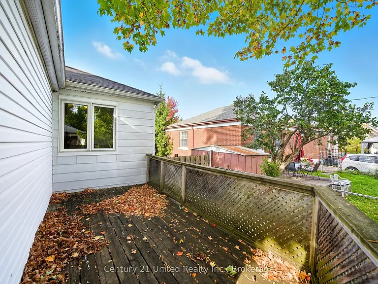 559 Hamilton St — Photo 42